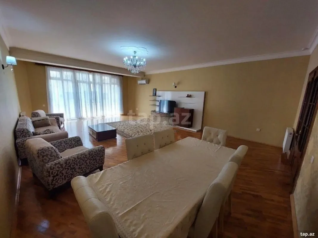 Kirayə verilir 3 otaqlı yeni tikili 170 m²