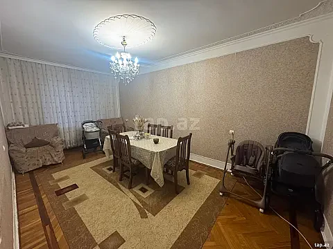 Satılır 4 otaqlı mənzil 100 m² — Bakı 4 otaq 100.00 m²