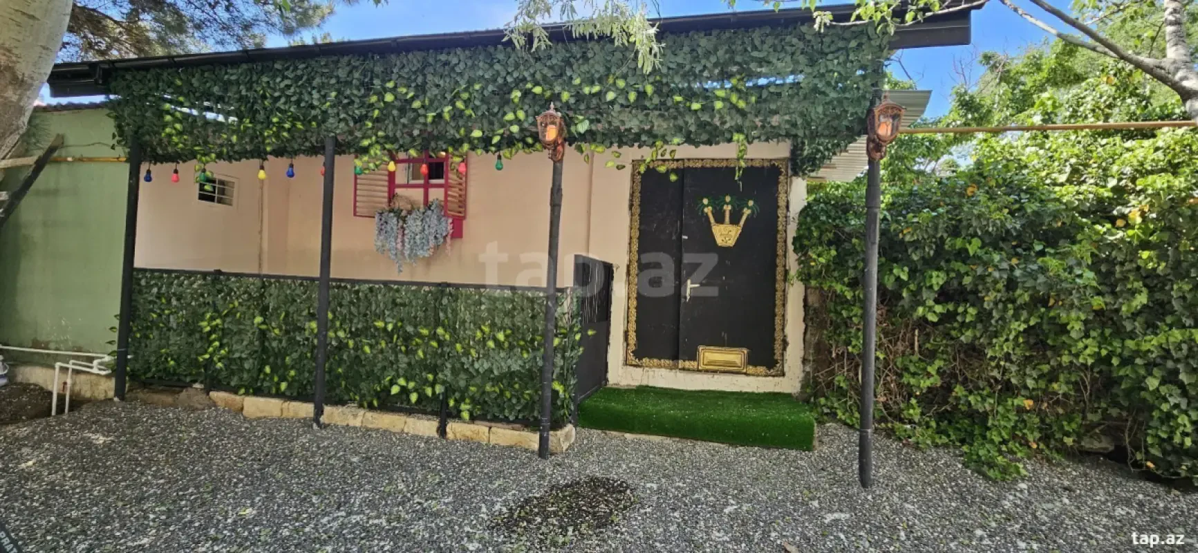 Kirayə verilir 14 otaqlı həyət evi 100 m²