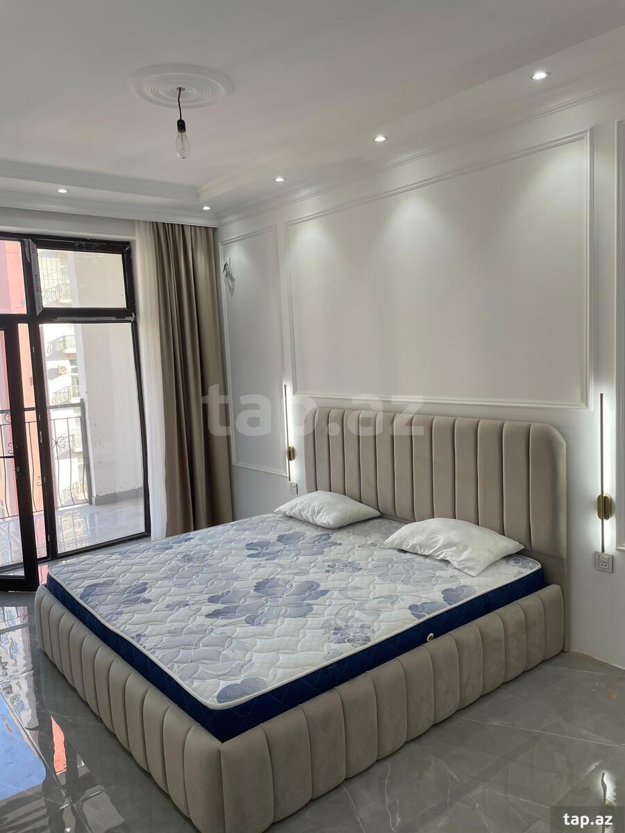 Kirayə verilir 2 otaqlı yeni tikili 75 m²
