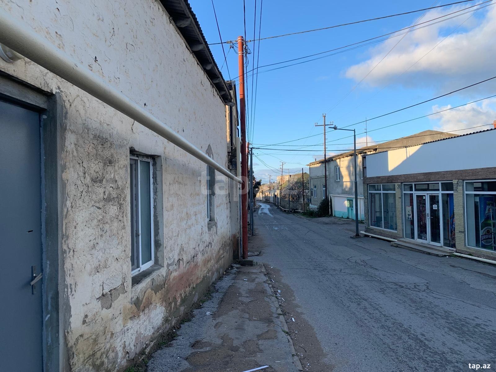 Satılır 3 otaqlı həyət evi 65 m²