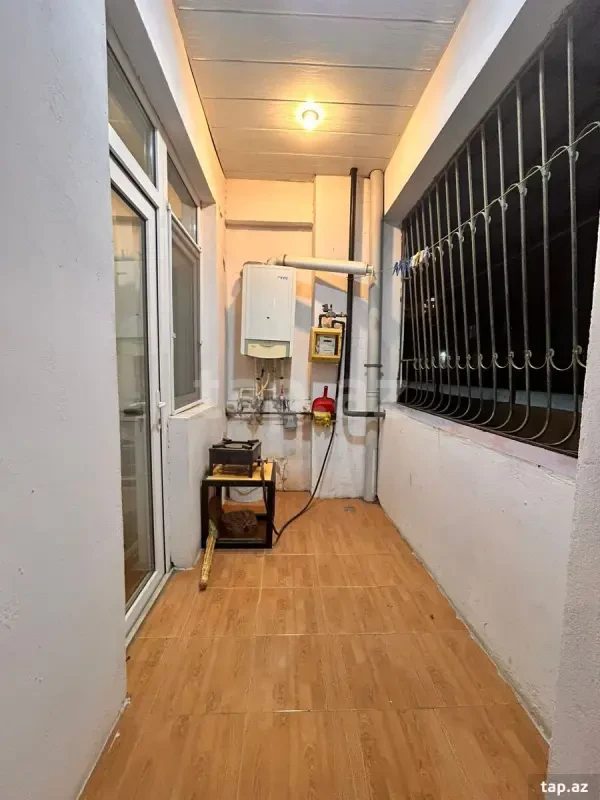 Satılır 4 otaqlı yeni tikili 160 m²