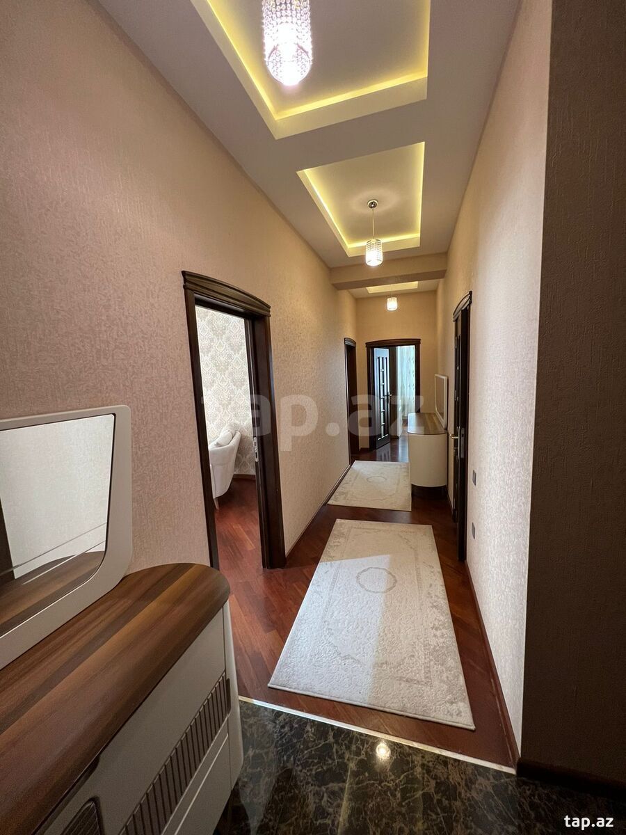 Kirayə verilir 3 otaqlı yeni tikili 100 m²
