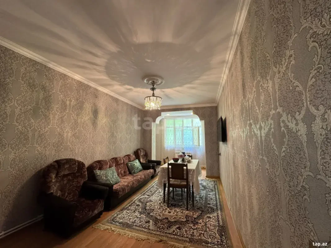 Satılır 3 otaqlı yeni tikili 75 m²