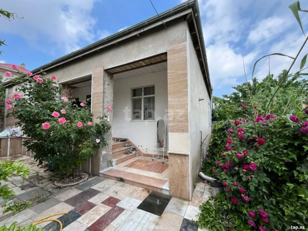Satılır 3 otaqlı həyət evi 100 m²