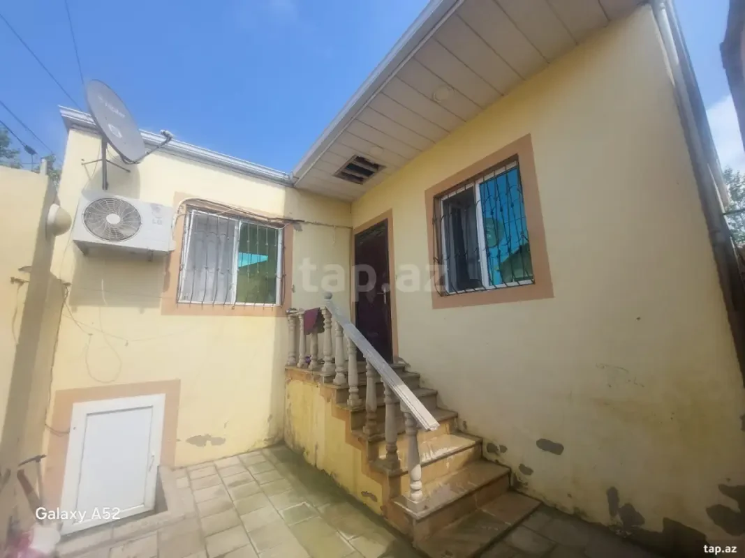 Satılır 3 otaqlı həyət evi 90 m²