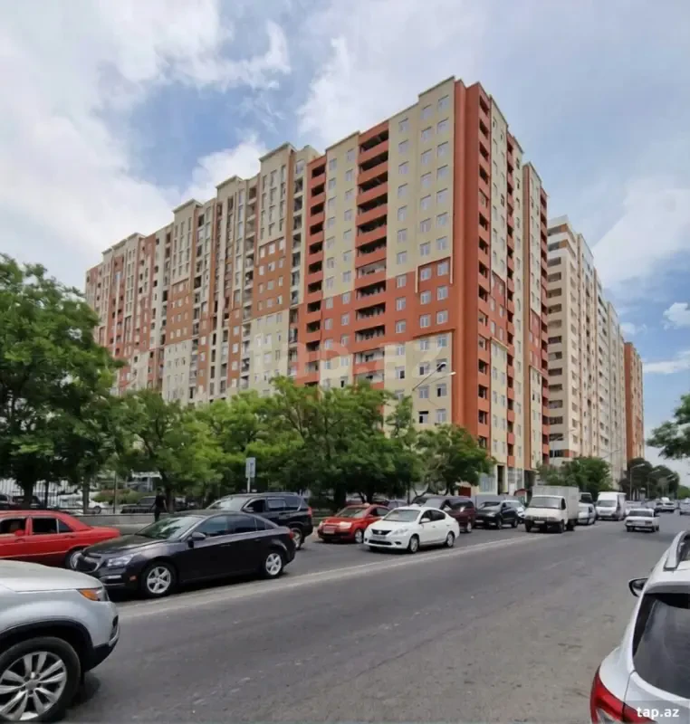 Satılır 3 otaqlı yeni tikili 90 m²