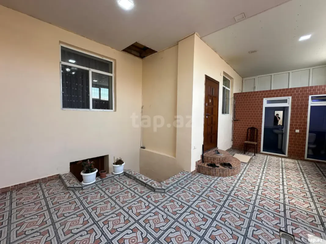 Satılır 5 otaqlı həyət evi 120 m²