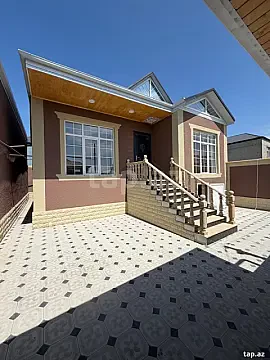 Satılır 3 otaqlı həyət evi 100 m² — Bakı 3 otaq 100.00 m²