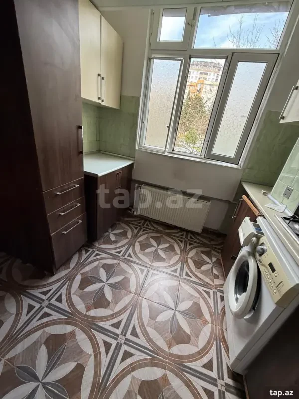 Kirayə verilir 2 otaqlı mənzil 58 m²