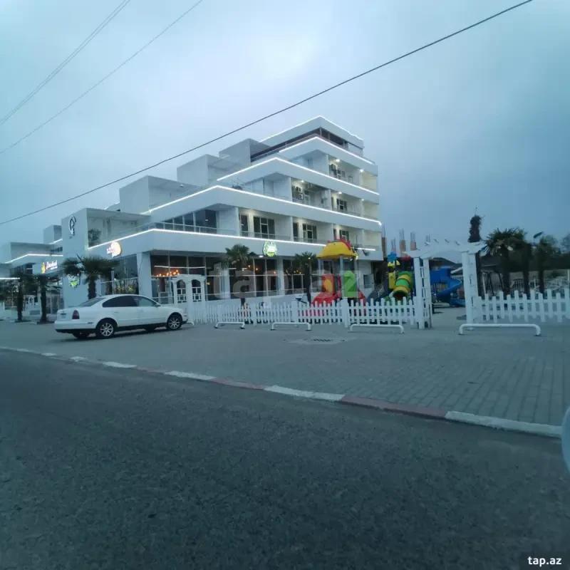Satılır 2 otaqlı yeni tikili 145 m²