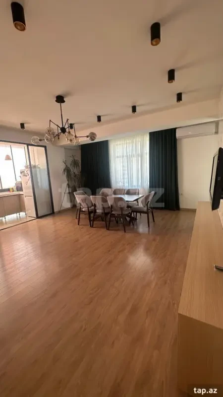 Satılır 3 otaqlı yeni tikili 117 m²
