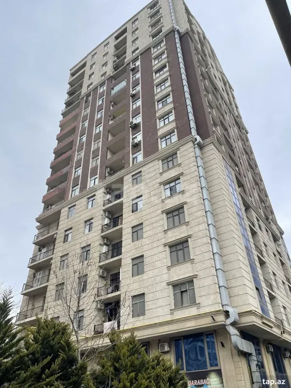 Satılır 3 otaqlı yeni tikili 100 m²
