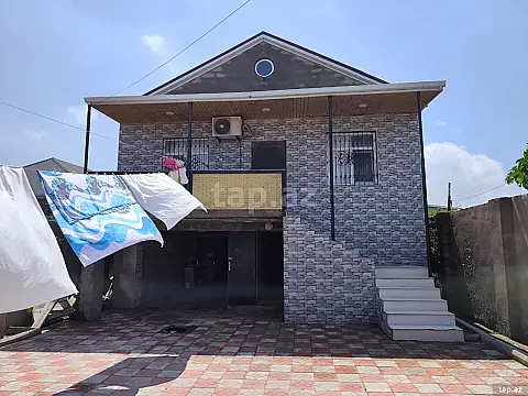 Satılır 5 otaqlı həyət evi 130 m² — Bakı 5 otaq 130.00 m²