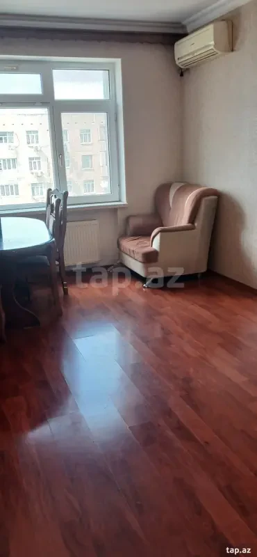 Kirayə verilir 2 otaqlı mənzil 55 m²
