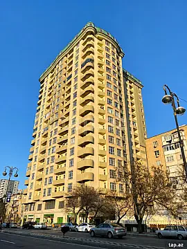 Satılır 4 otaqlı yeni tikili 180 m² — Bakı 4 otaq 180.00 m²