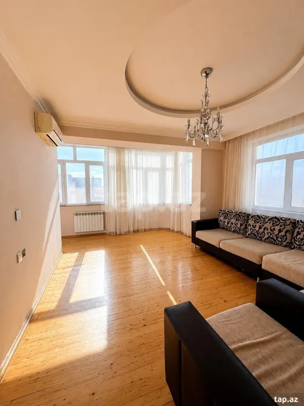 Satılır 3 otaqlı yeni tikili 100 m²