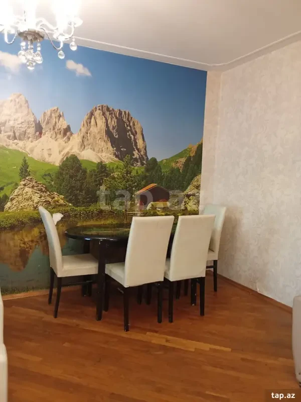 Kirayə verilir 5 otaqlı mənzil 110 m²