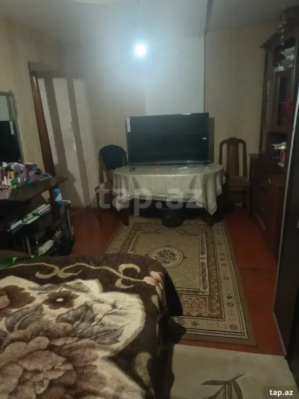 Satılır 2 otaqlı həyət evi 0.4 m²