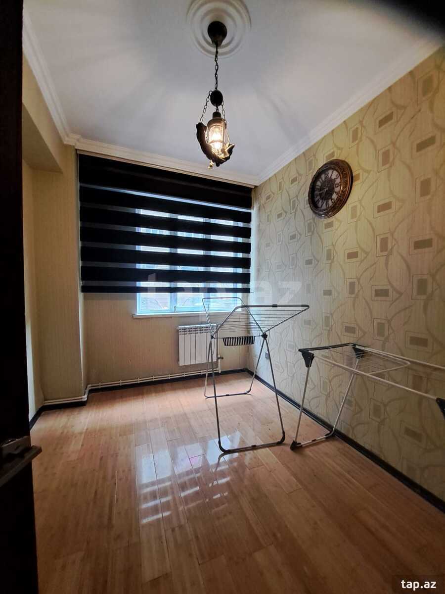 Kirayə verilir 3 otaqlı yeni tikili 120 m²