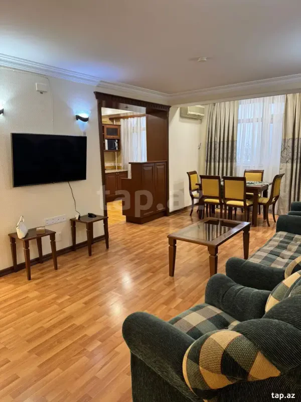 Kirayə verilir 3 otaqlı yeni tikili 105 m²