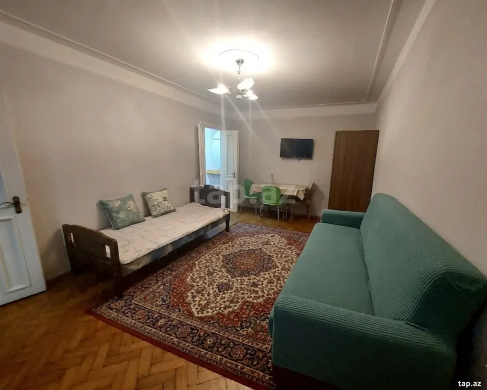Kirayə verilir 2 otaqlı mənzil 40 m²