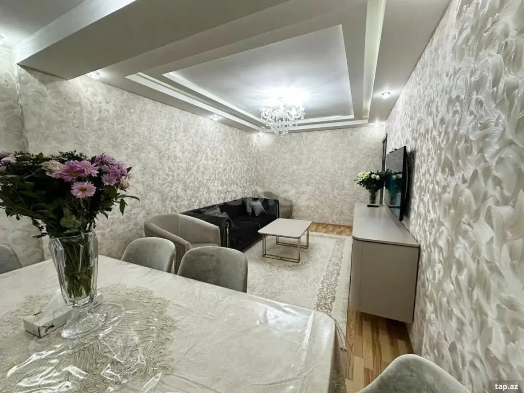 Satılır 3 otaqlı yeni tikili 95 m²