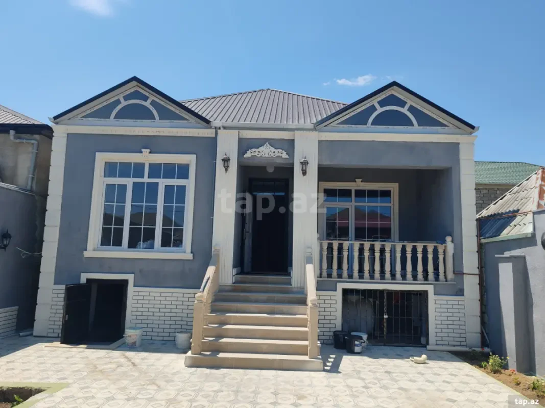 Satılır 4 otaqlı həyət evi 130 m²