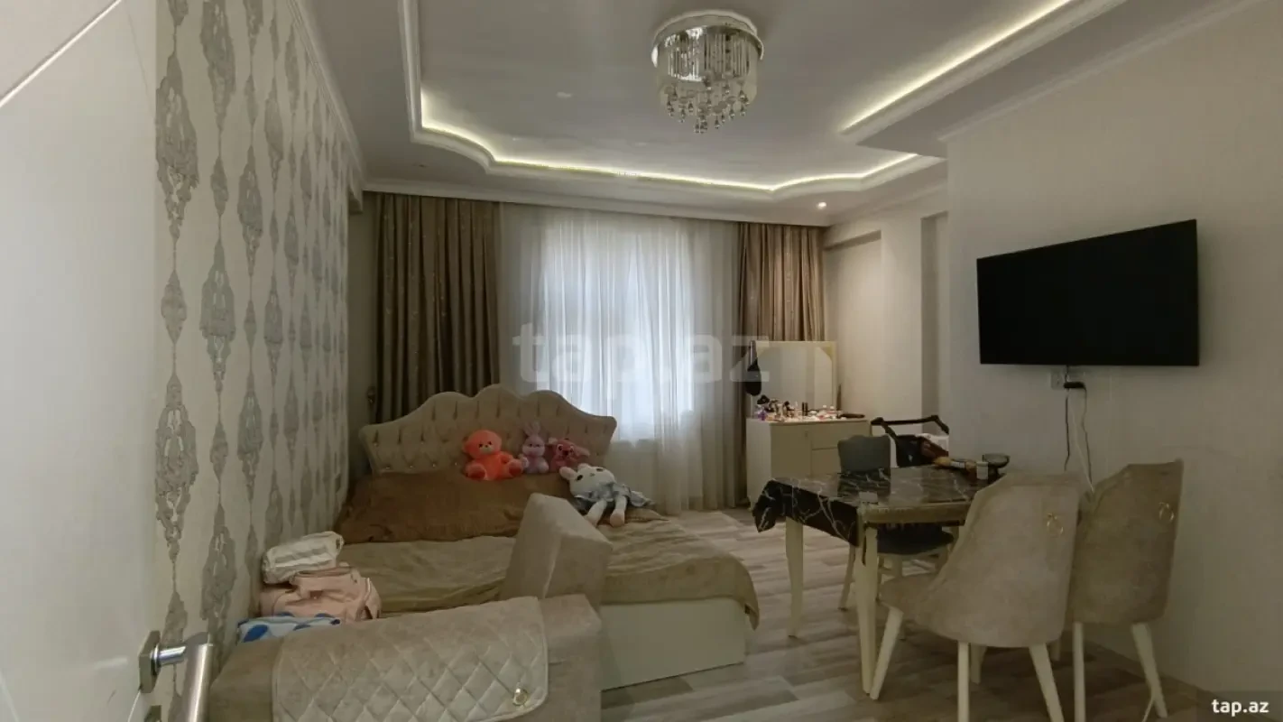 Satılır 3 otaqlı yeni tikili 68 m²