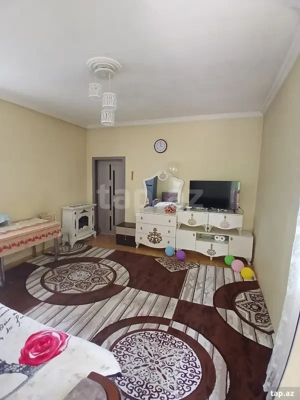 Kirayə verilir 1 otaqlı həyət evi 30 m²