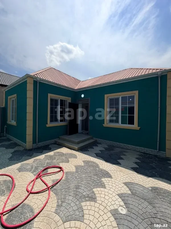 Satılır 2 otaqlı həyət evi 150 m²