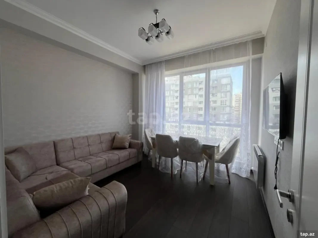 Kirayə verilir 2 otaqlı yeni tikili 70 m²