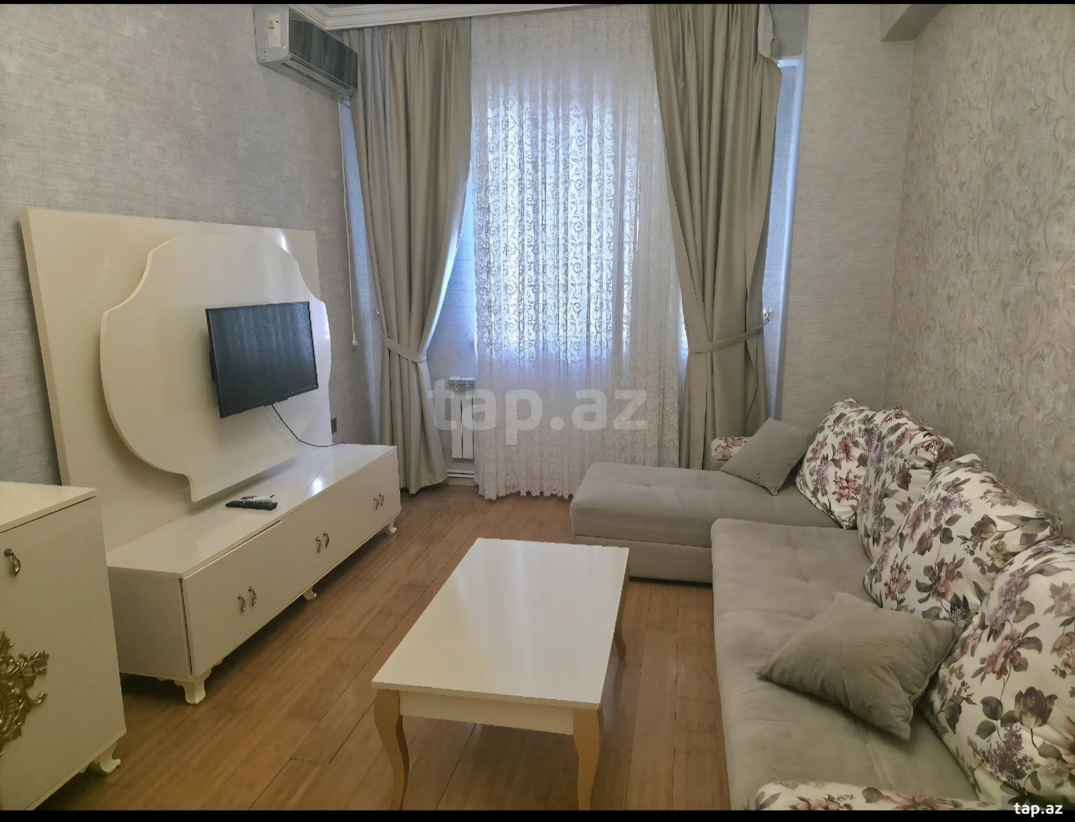 Kirayə verilir 3 otaqlı yeni tikili 87 m²