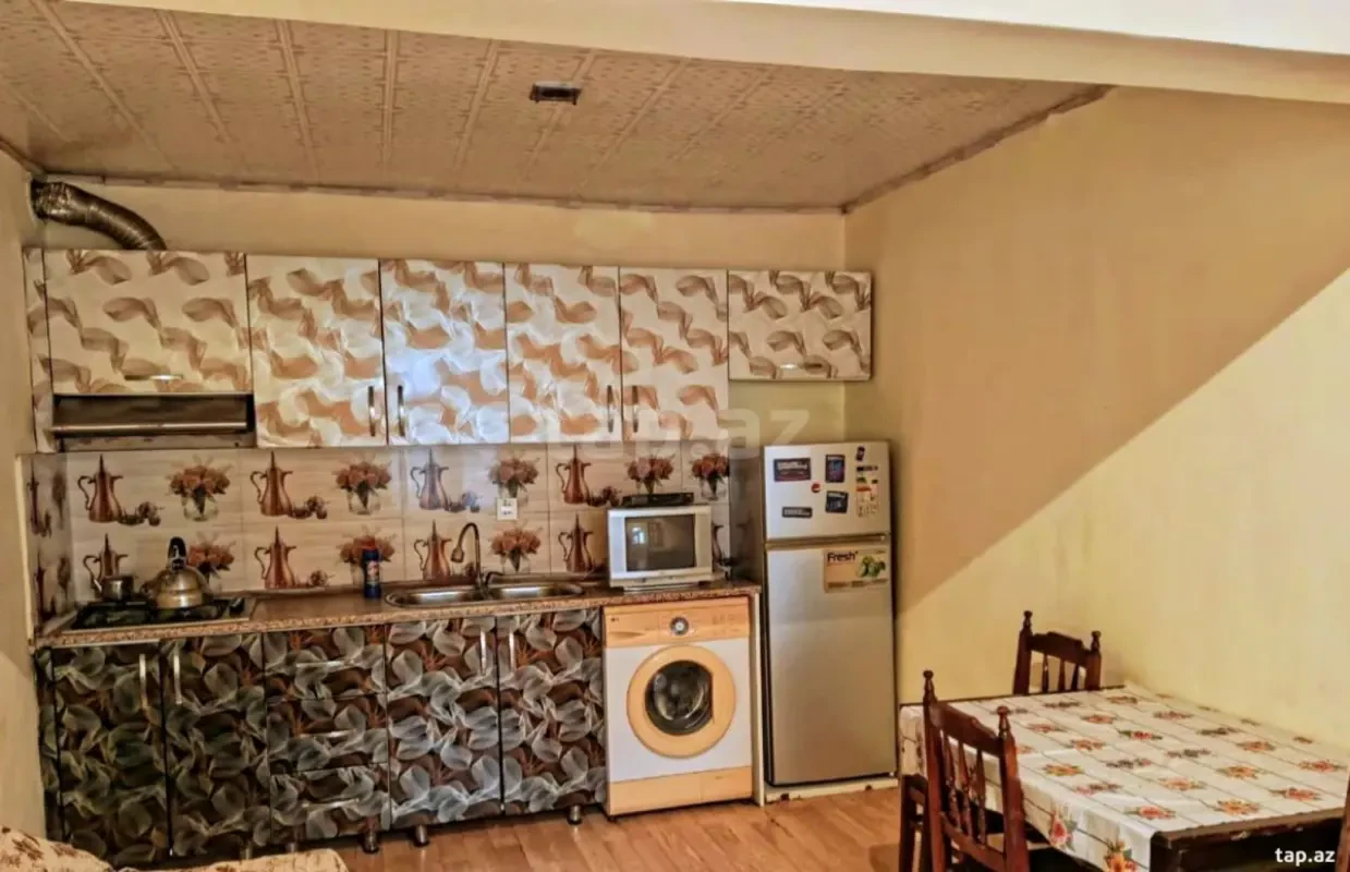 Kirayə verilir 2 otaqlı həyət evi 120 m²