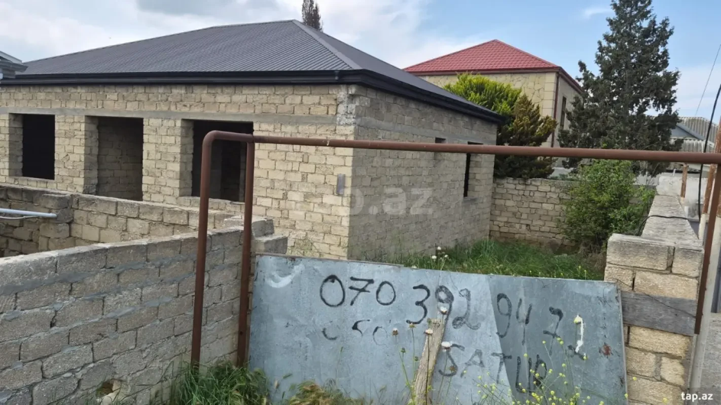 Satılır 4 otaqlı həyət evi 170 m²