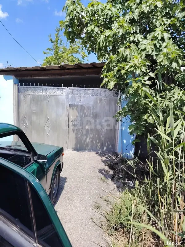 Satılır 4 otaqlı həyət evi 80 m²