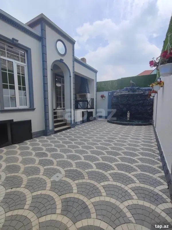 Satılır 4 otaqlı həyət evi 125 m²