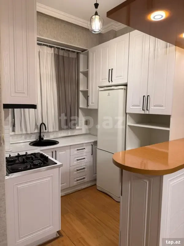 Kirayə verilir 2 otaqlı yeni tikili 53 m²