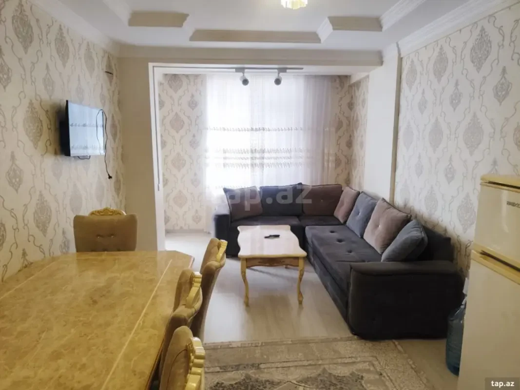 Kirayə verilir 2 otaqlı yeni tikili 77 m²