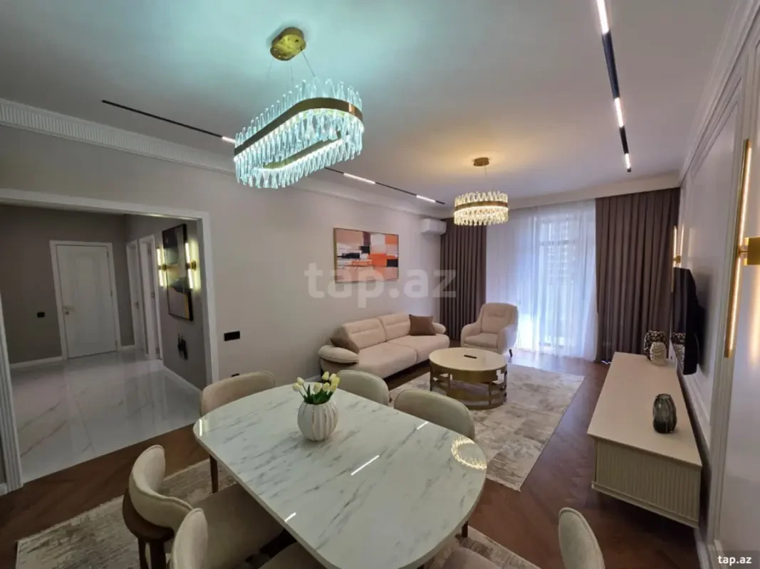 Satılır 3 otaqlı yeni tikili 110 m²