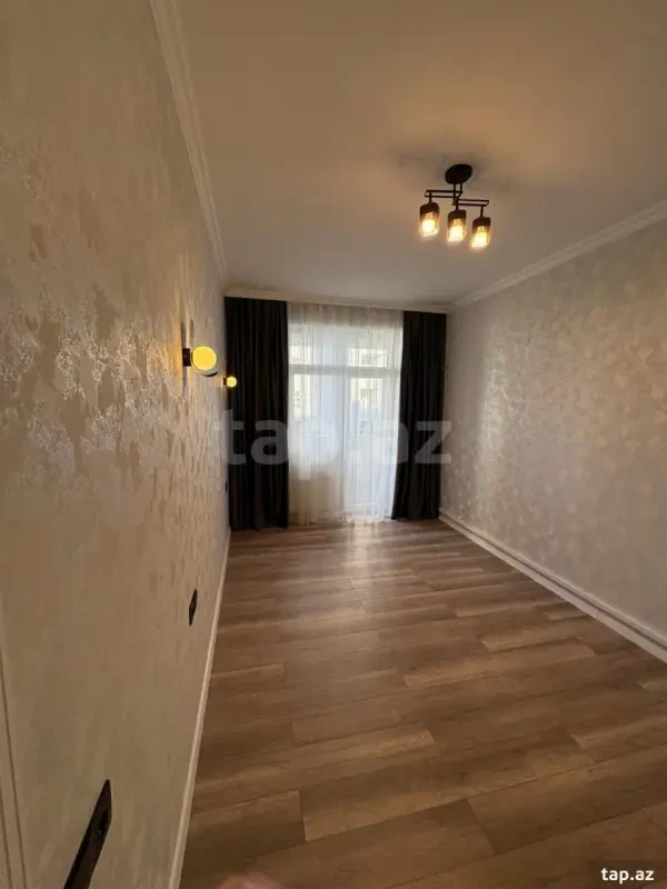 Kirayə verilir 2 otaqlı yeni tikili 60 m²