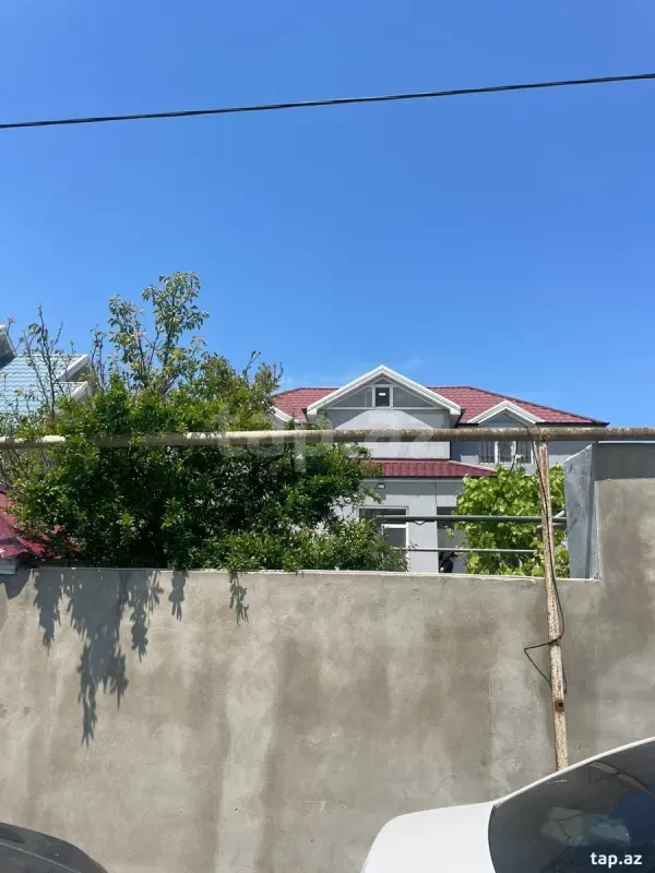 Satılır 4 otaqlı həyət evi 180 m²