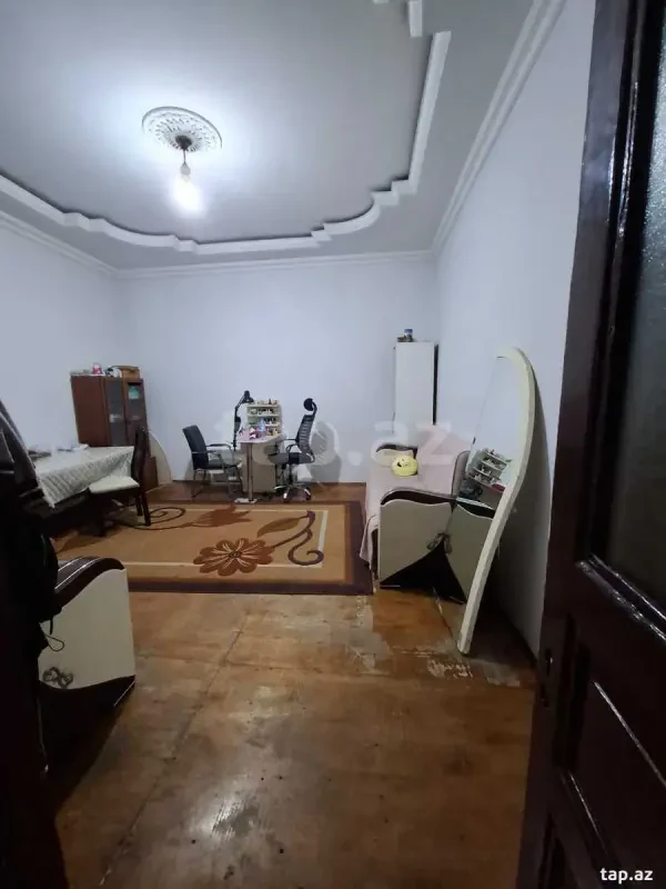 Kirayə verilir 2 otaqlı mənzil 60 m²