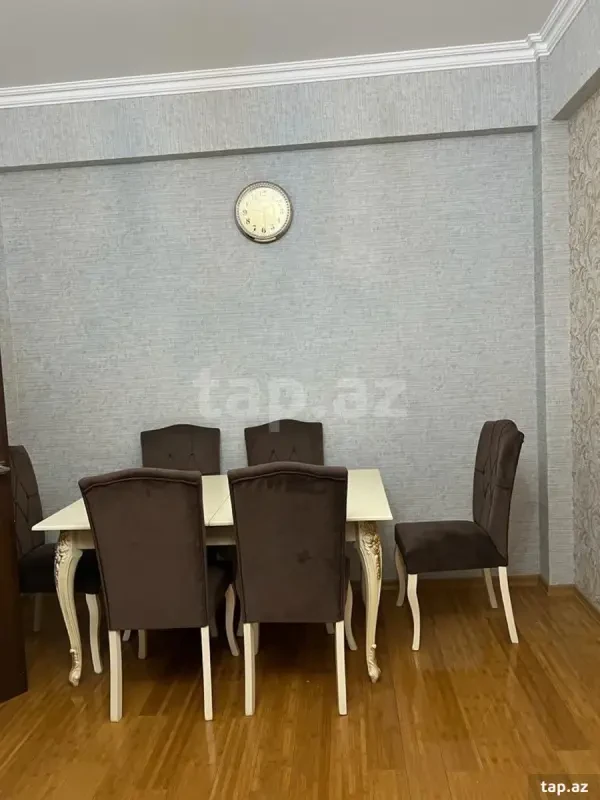 Kirayə verilir 2 otaqlı yeni tikili 65 m²
