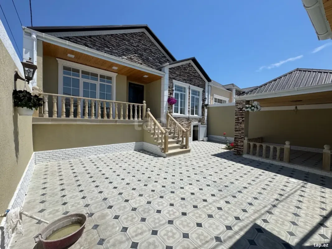 Satılır 4 otaqlı həyət evi 120 m²