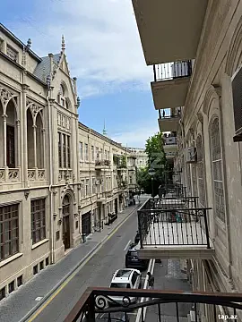 Satılır 2 otaqlı mənzil 60 m² — Bakı 2 otaq 60.00 m²