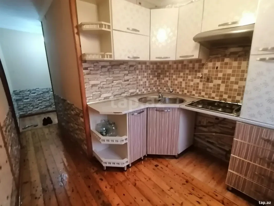 Kirayə verilir 2 otaqlı mənzil 55 m²