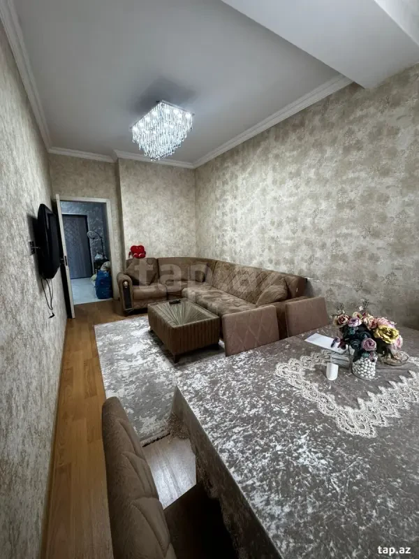 Kirayə verilir 2 otaqlı yeni tikili 64 m²