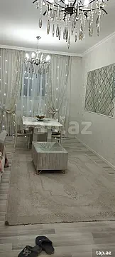 Satılır 6 otaqlı həyət evi 200 m² — Bakı 6 otaq 200.00 m²