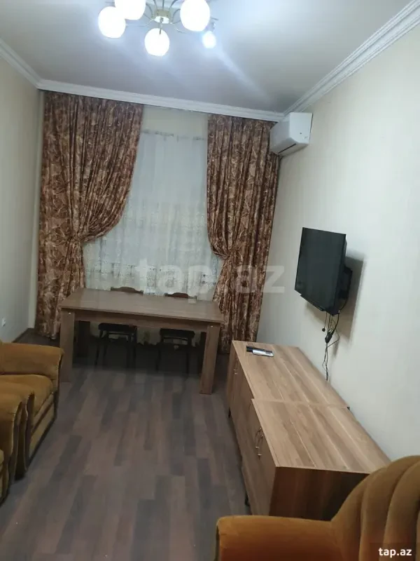 Kirayə verilir 3 otaqlı yeni tikili 76 m²